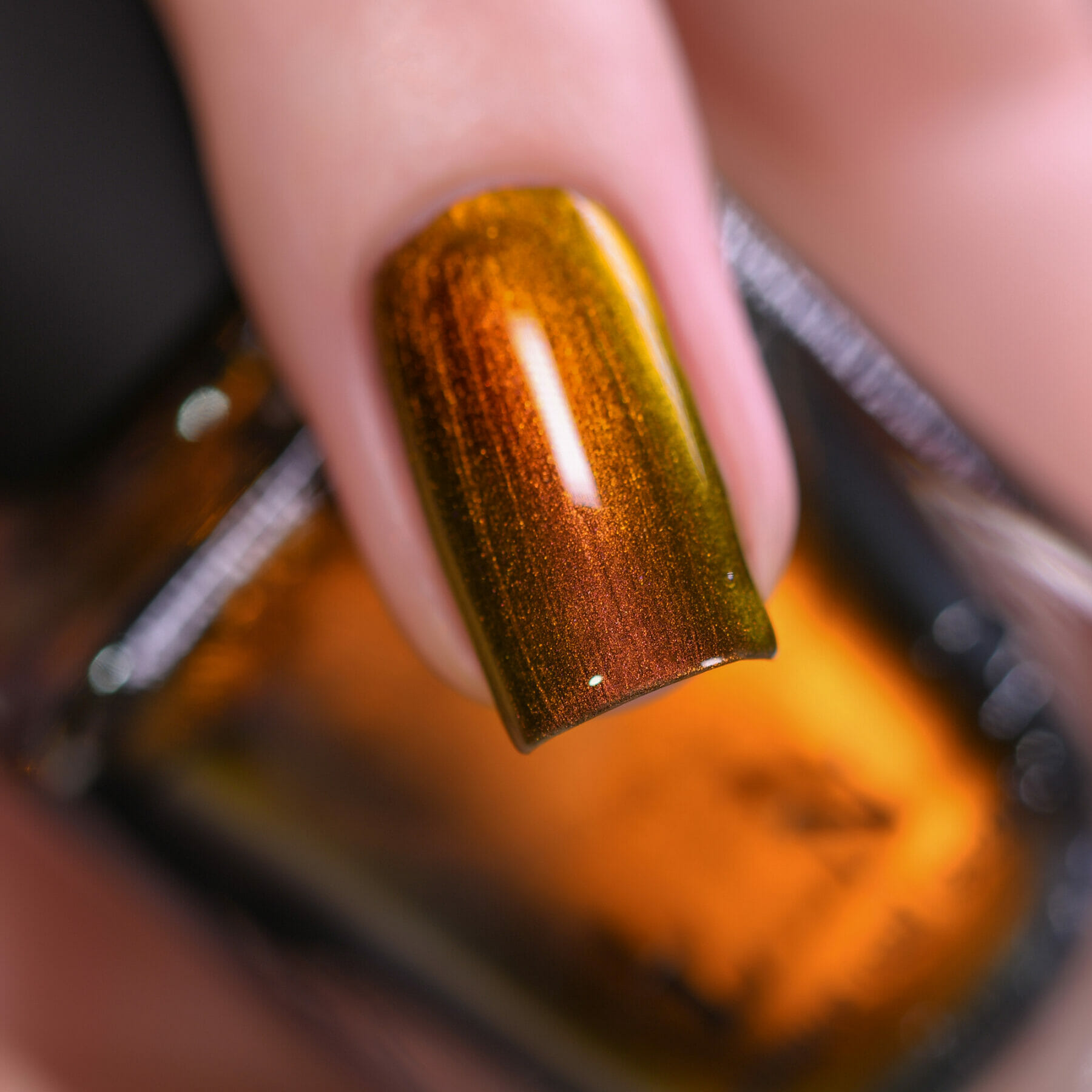 ILNP Teddy - Light Teddy Bear Brown Magnetic Holographic Nail Polish