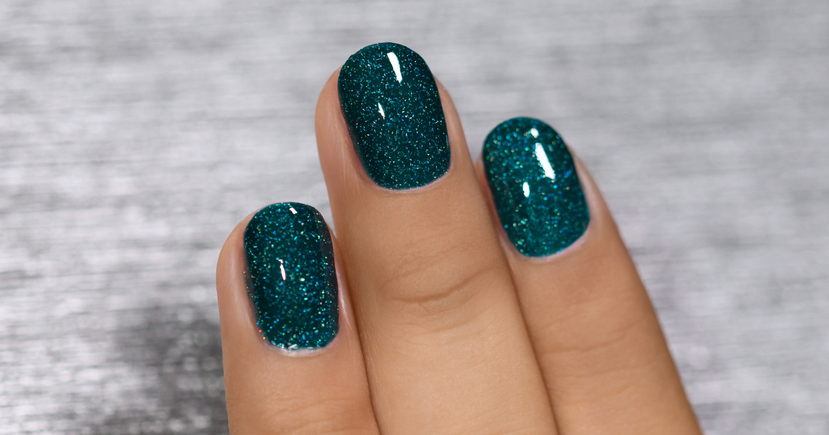 ILNP Cheers - Creamy Forest Green Holographic Nail Polish