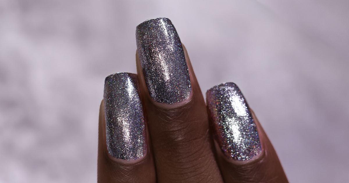 ILNP Carbon - Sleek Gunmetal Holographic Ultra Metallic Nail Polish